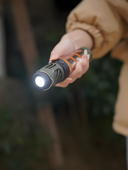 Mosquito-repellent camping lamp